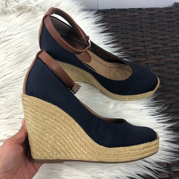 BCBGeneration Shoes - BCBGeneration Navy Wedge, Size 9 M